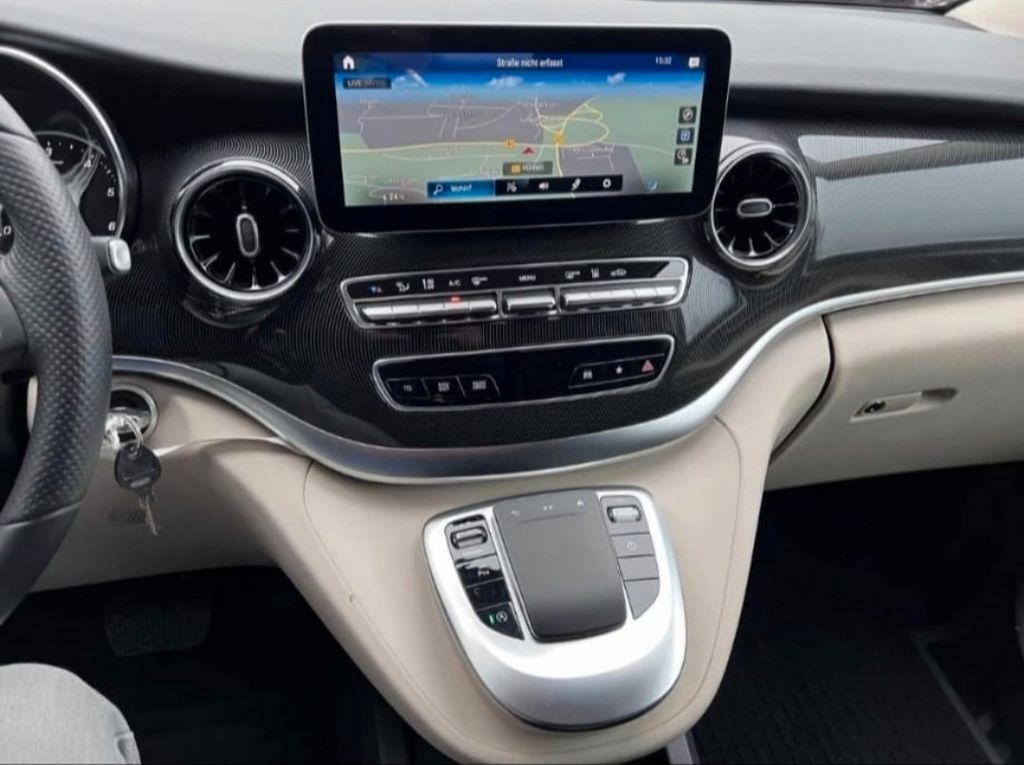 Mercedes-Benz V 250 2022