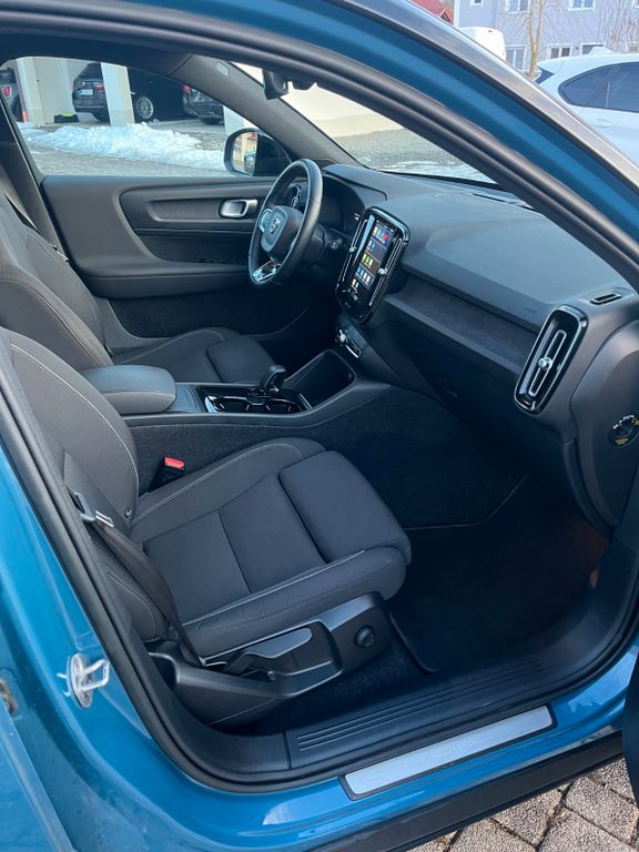 Volvo XC40 2022