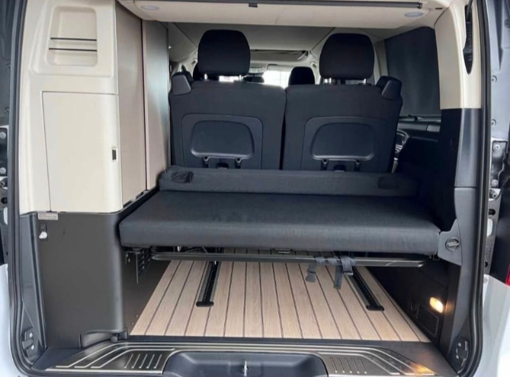 Mercedes-Benz V 250 2022