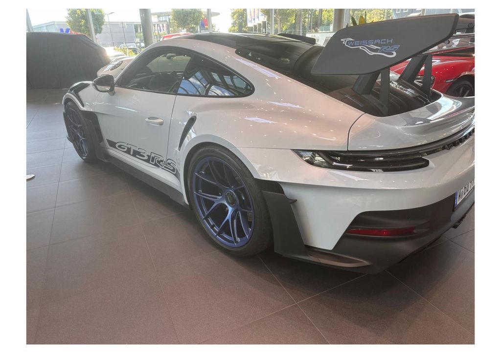 Porsche 992 2025