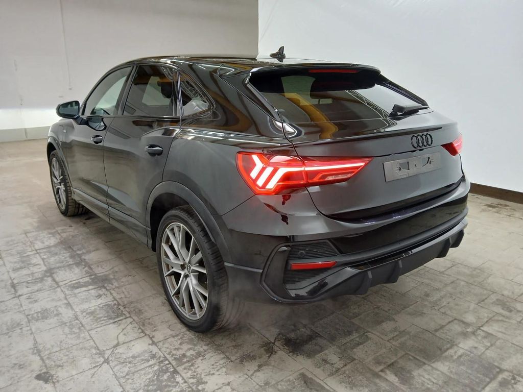 Audi Q3 2021
