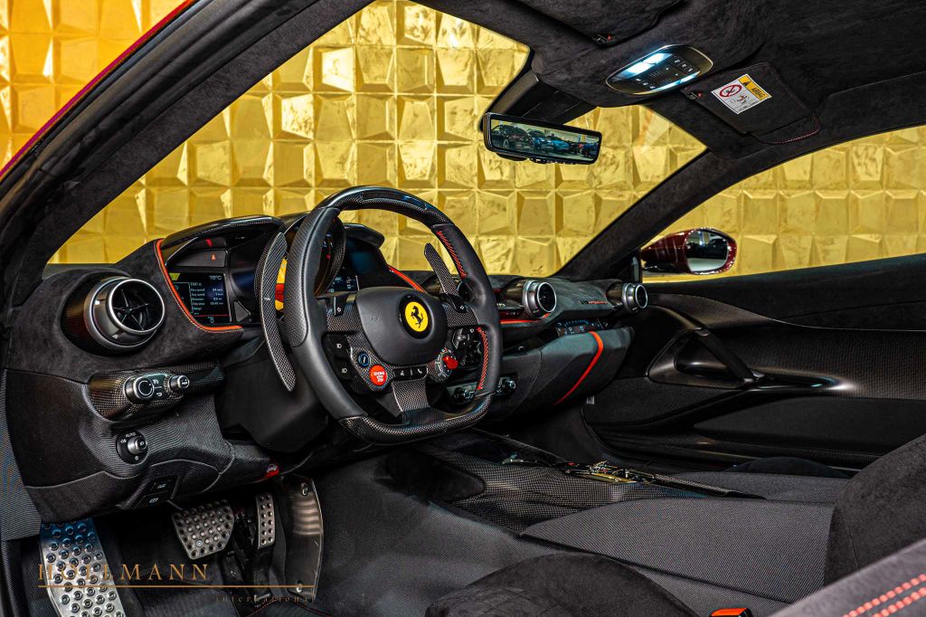Ferrari 812 2022