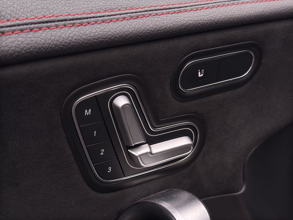 Mercedes-Benz CLA 250 2021