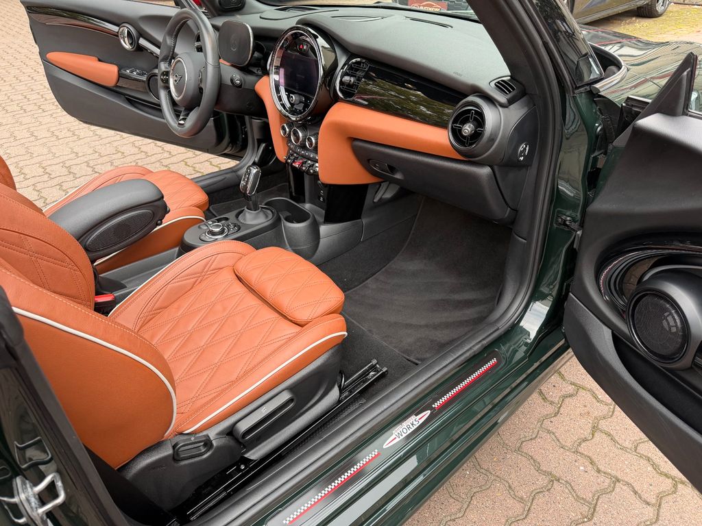 MINI John Cooper Works Cabrio 2023