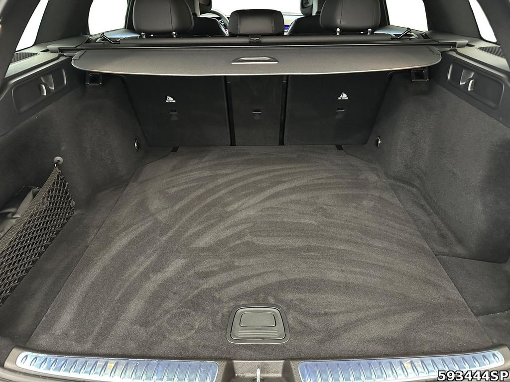 Mercedes-Benz C 300 2023