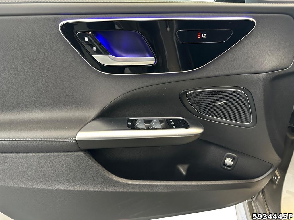 Mercedes-Benz C 300 2023