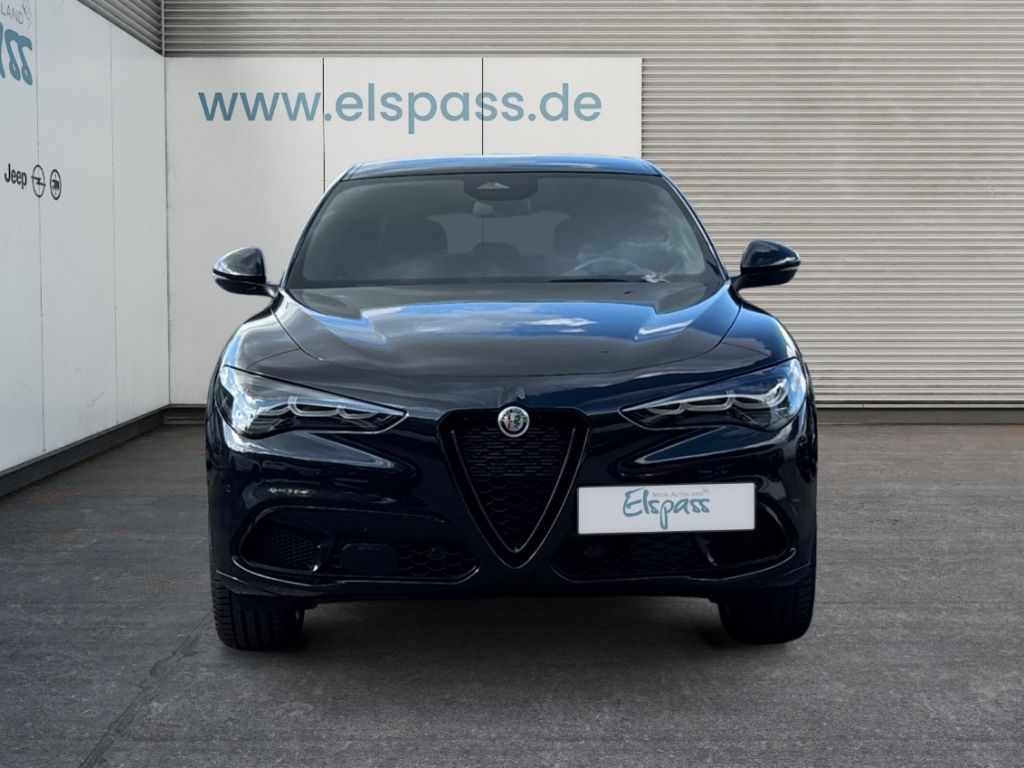 Alfa Romeo Stelvio 2025