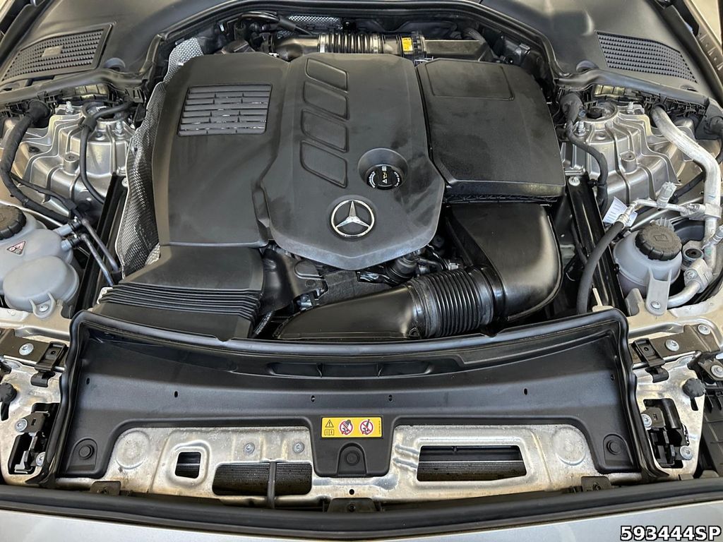 Mercedes-Benz C 300 2023