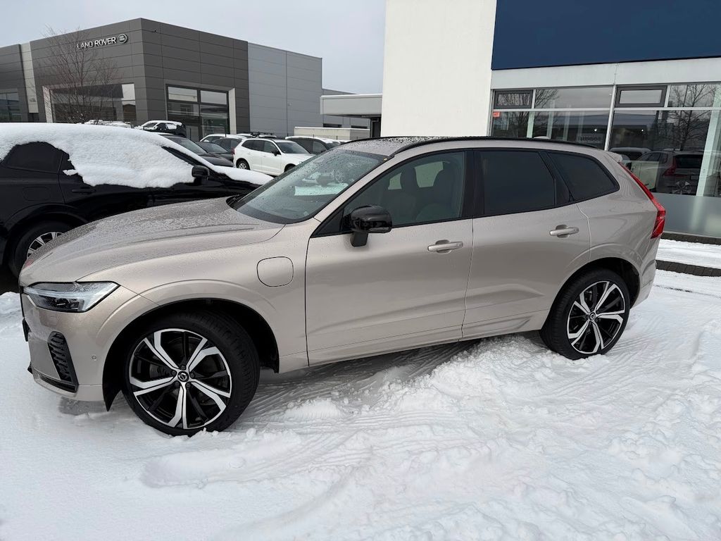 Volvo XC60 2025