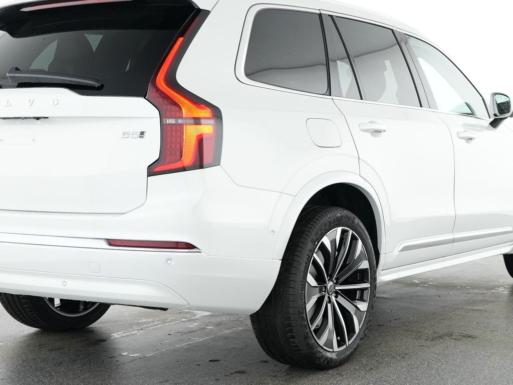Volvo XC90 2025
