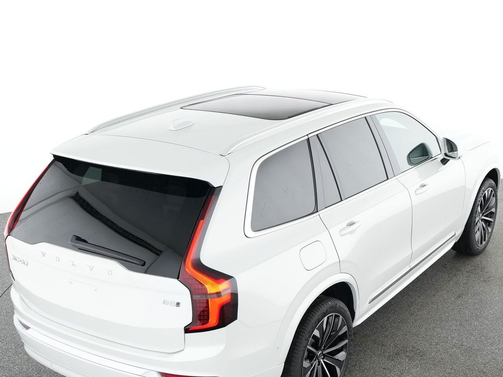 Volvo XC90 2025