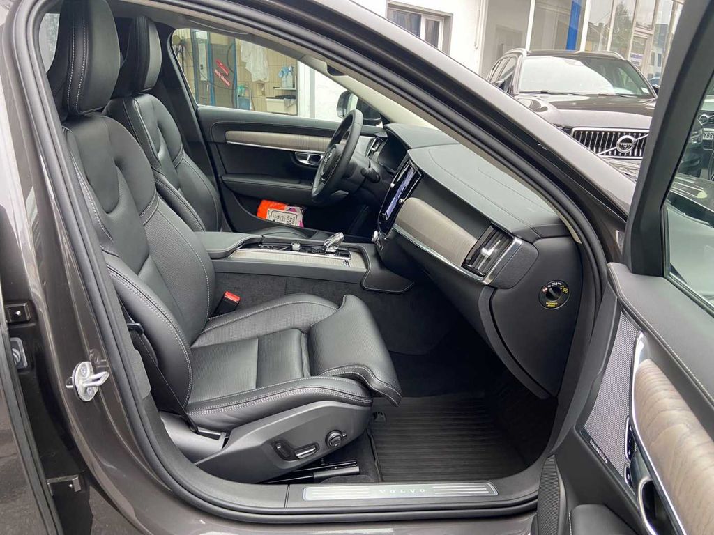 Volvo S90 2022