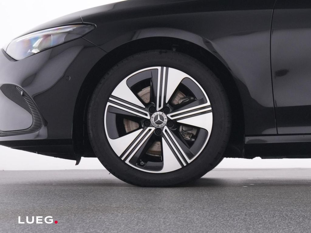 Mercedes-Benz CLA 200 2026