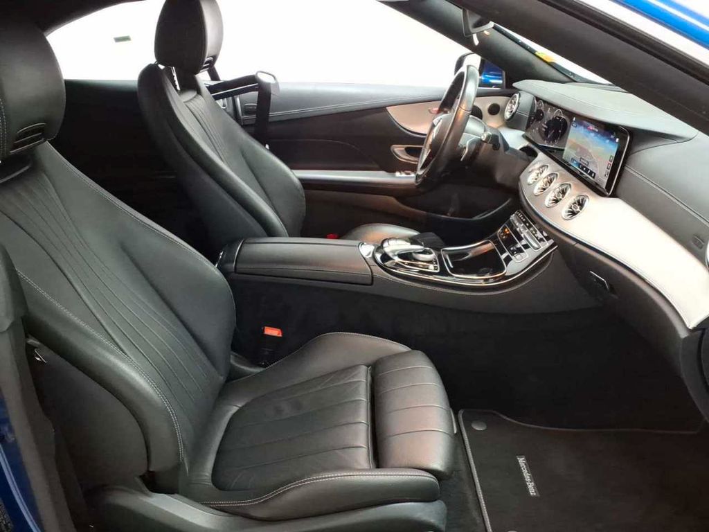 Mercedes-Benz E 220 2022