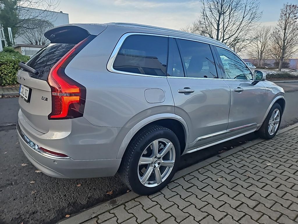 Volvo XC90 2025