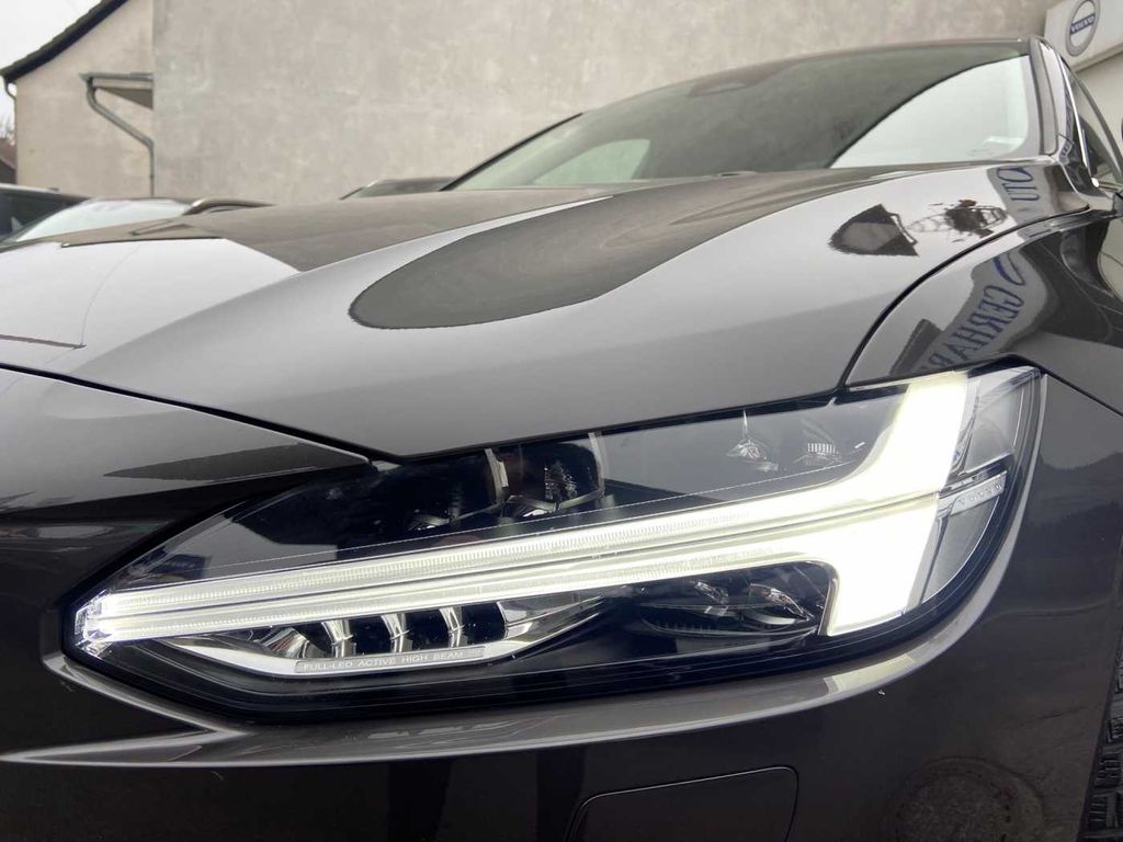 Volvo S90 2022