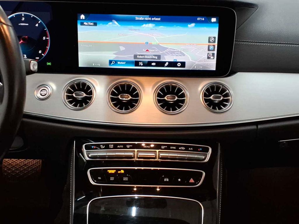 Mercedes-Benz E 220 2022