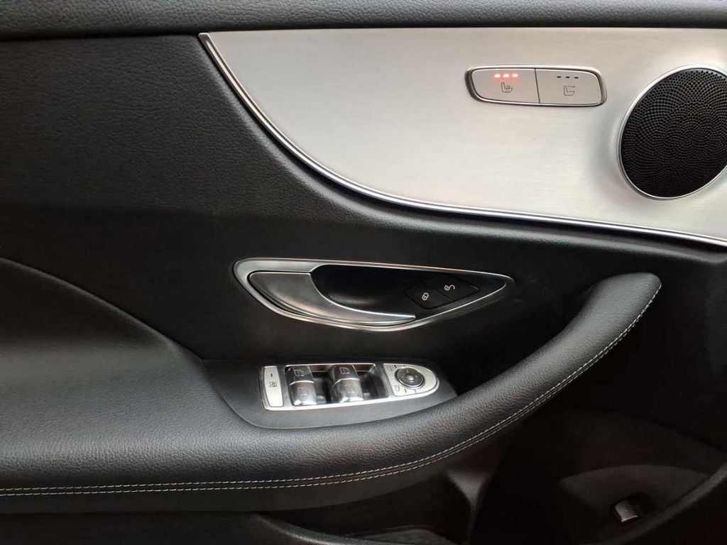 Mercedes-Benz E 220 2022