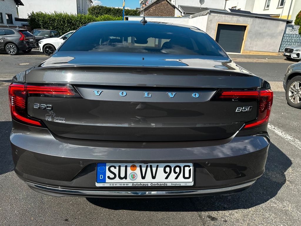 Volvo S90 2022