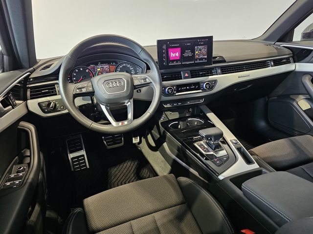 Audi A4 2023