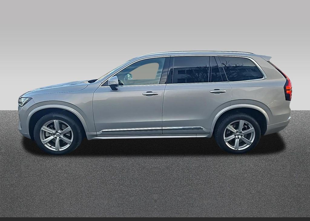 Volvo XC90 2025