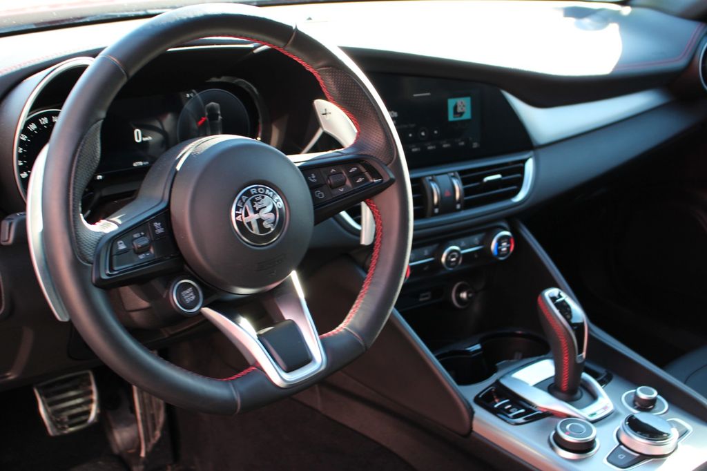 Alfa Romeo Giulia 2023