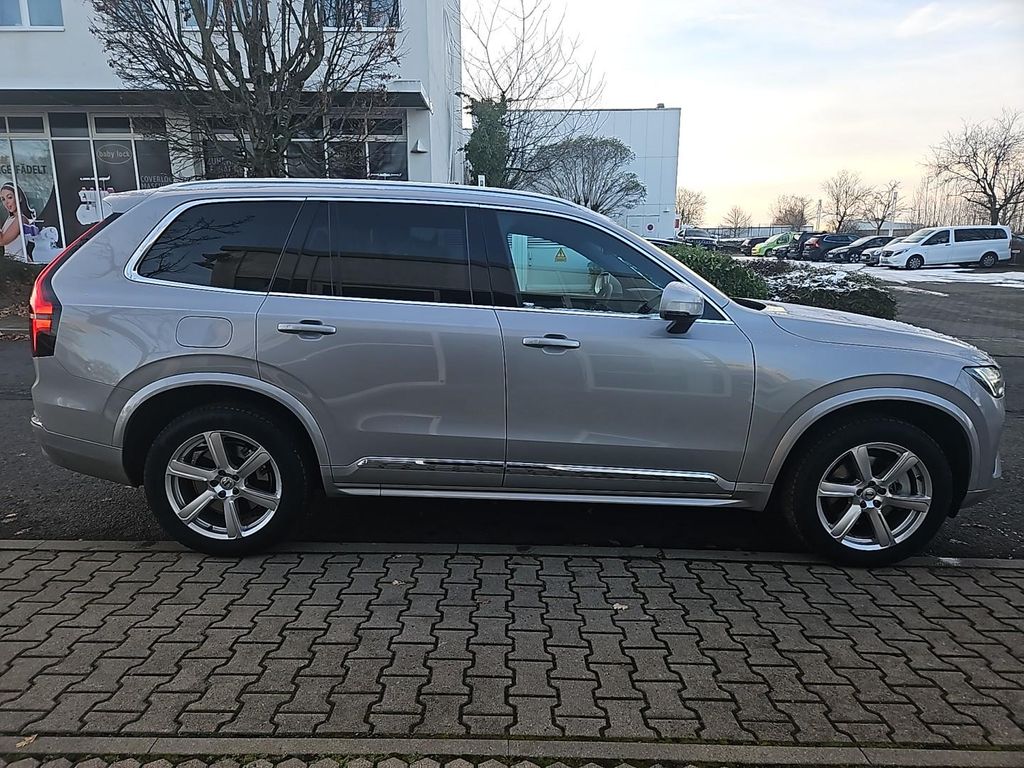 Volvo XC90 2025