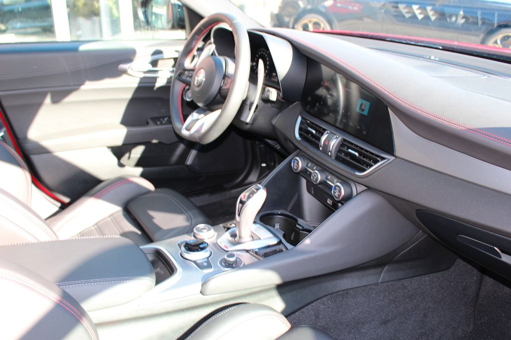 Alfa Romeo Giulia 2023