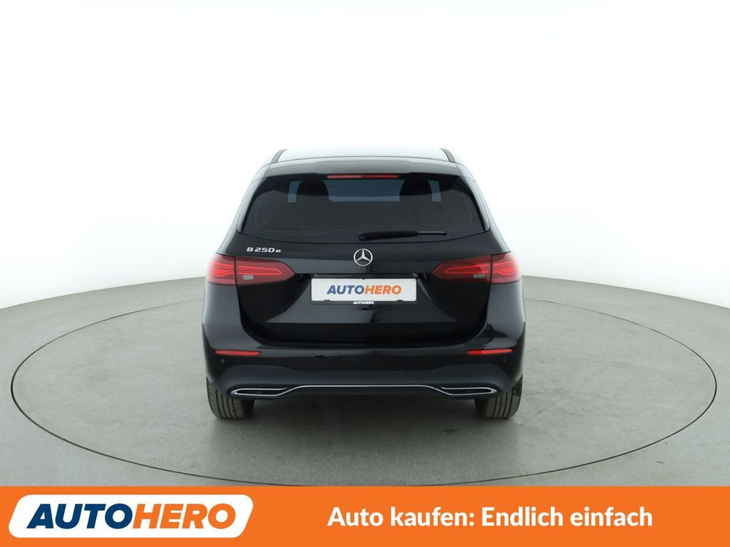 Mercedes-Benz B 250 2023