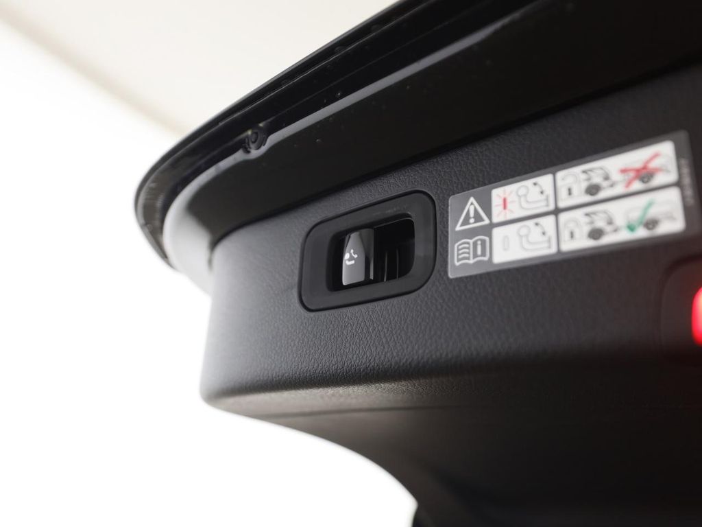 Mercedes-Benz C 220 2026