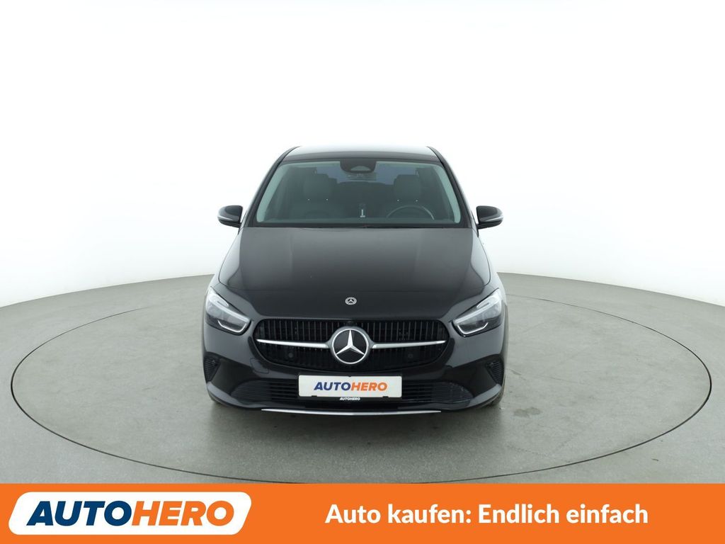 Mercedes-Benz B 250 2023