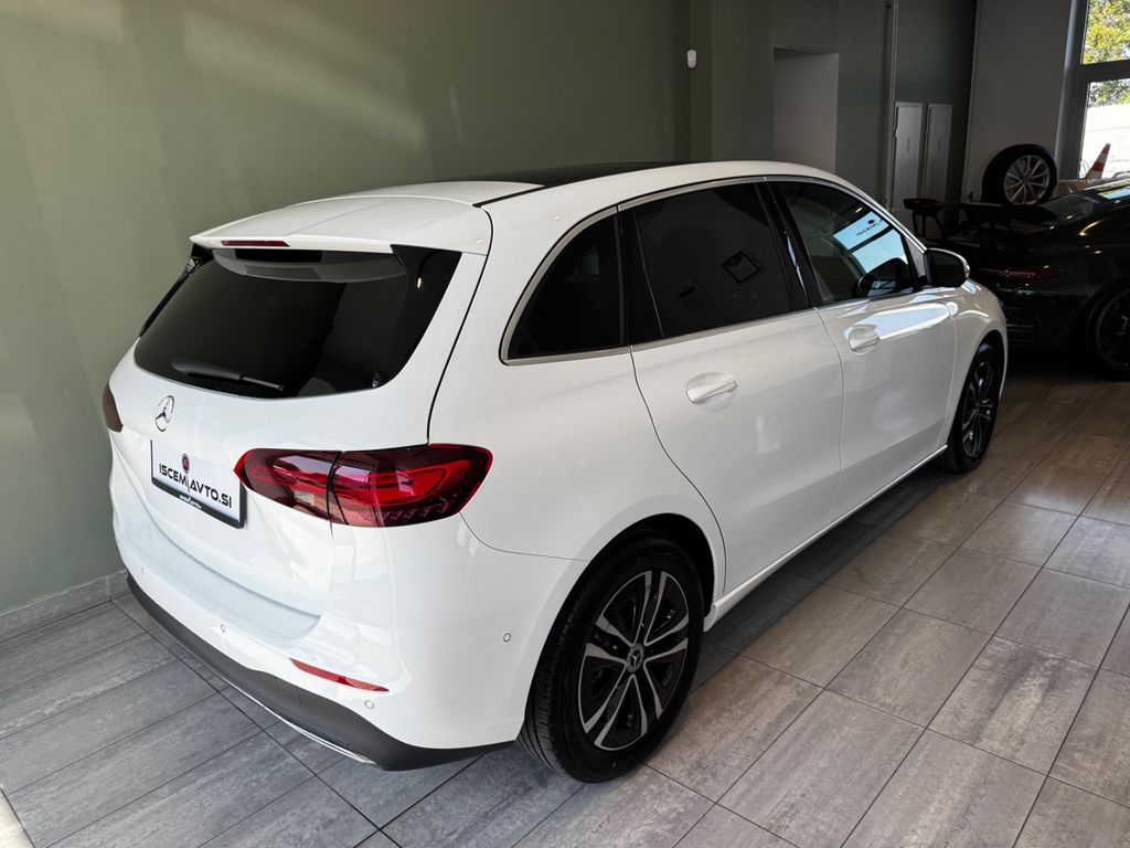 Mercedes-Benz B 220 2024