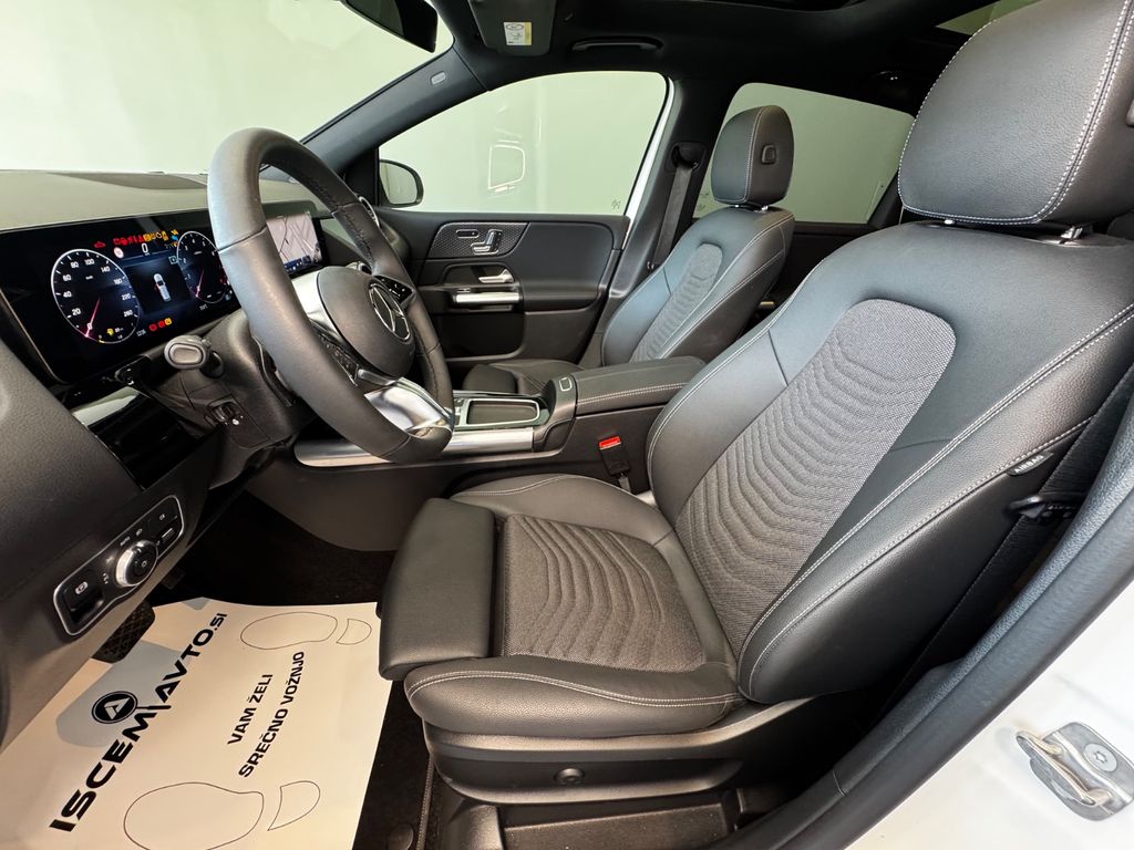 Mercedes-Benz B 220 2024