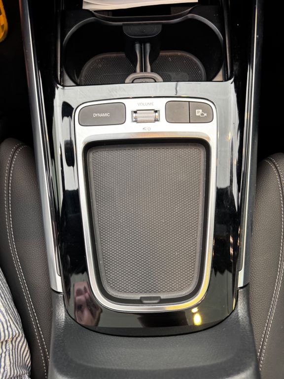 Mercedes-Benz B 220 2024