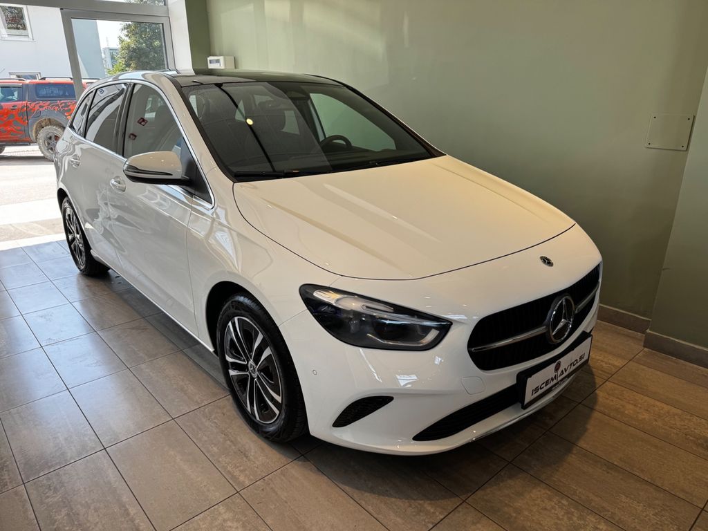 Mercedes-Benz B 220 2024