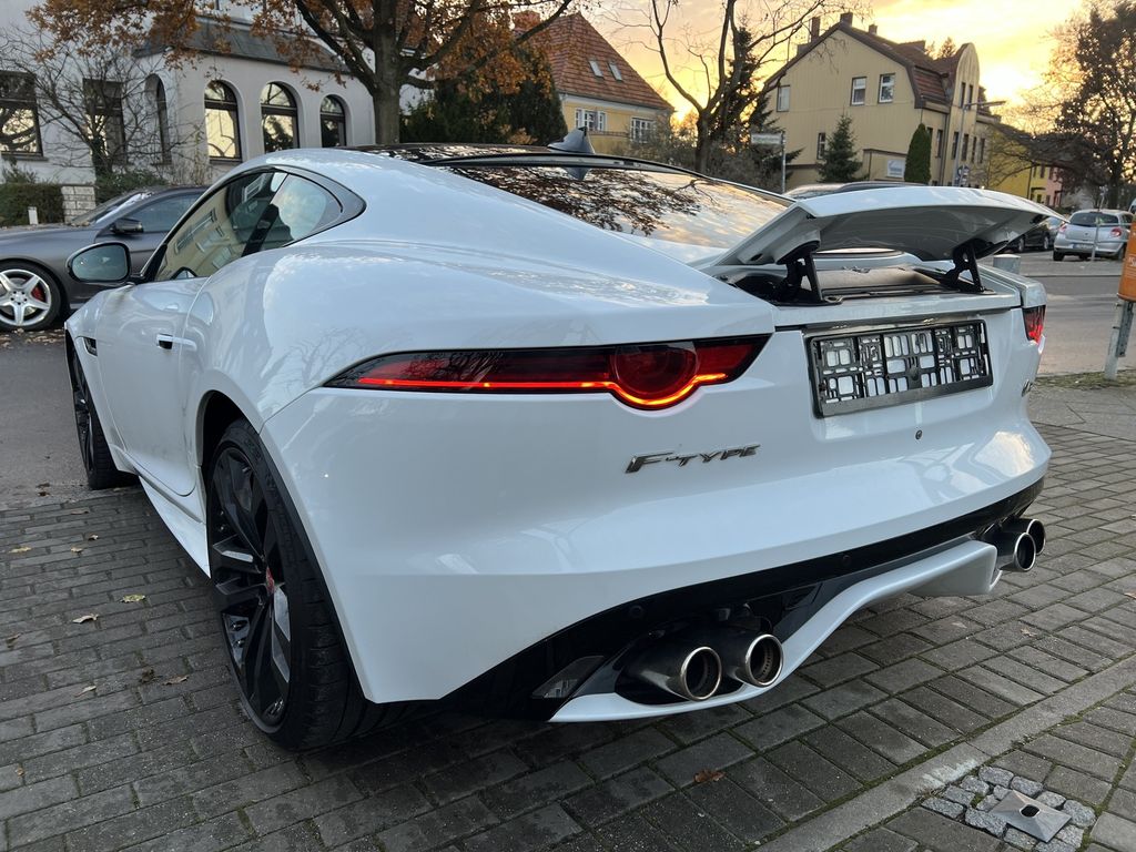 Jaguar F-Type 2018