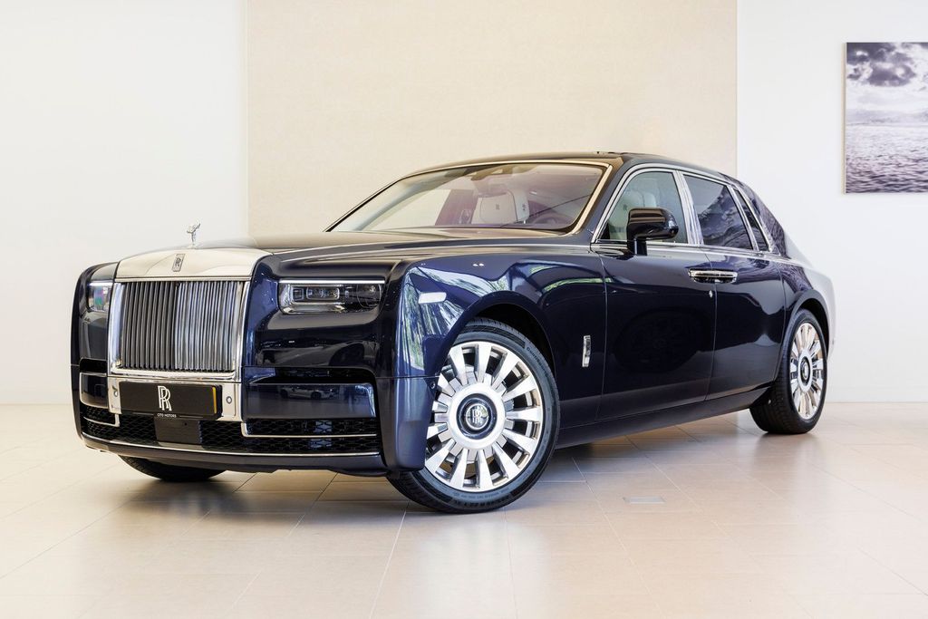 Rolls-Royce Phantom 2023