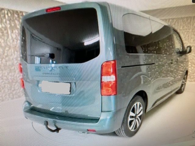 Peugeot Traveller 2025