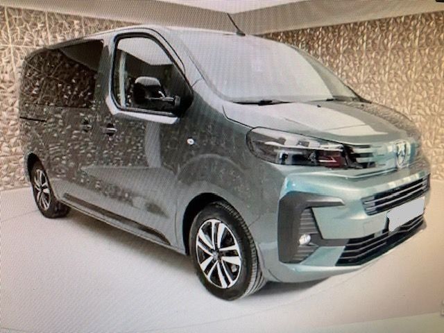 Peugeot Traveller 2025