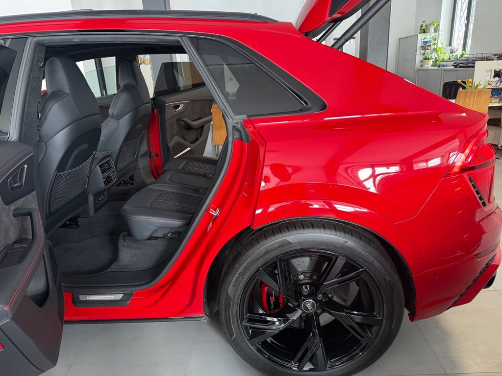 Audi RSQ8 2022