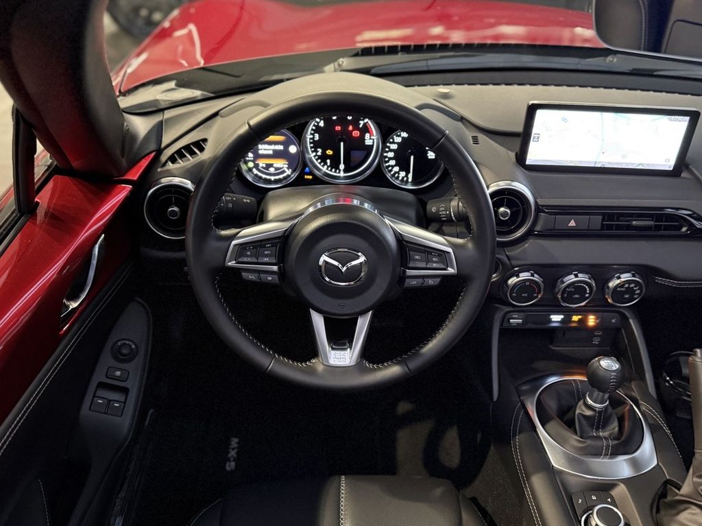 Mazda MX-5 2025