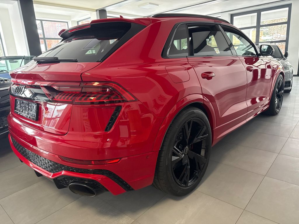 Audi RSQ8 2022
