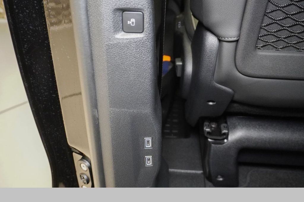 Peugeot Traveller 2025