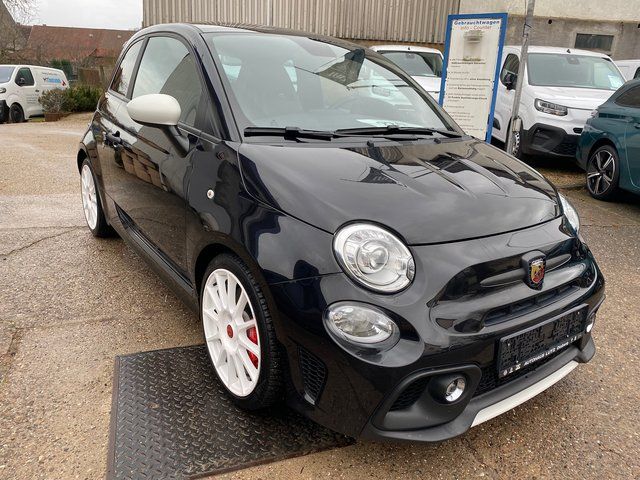 Abarth 695 2022