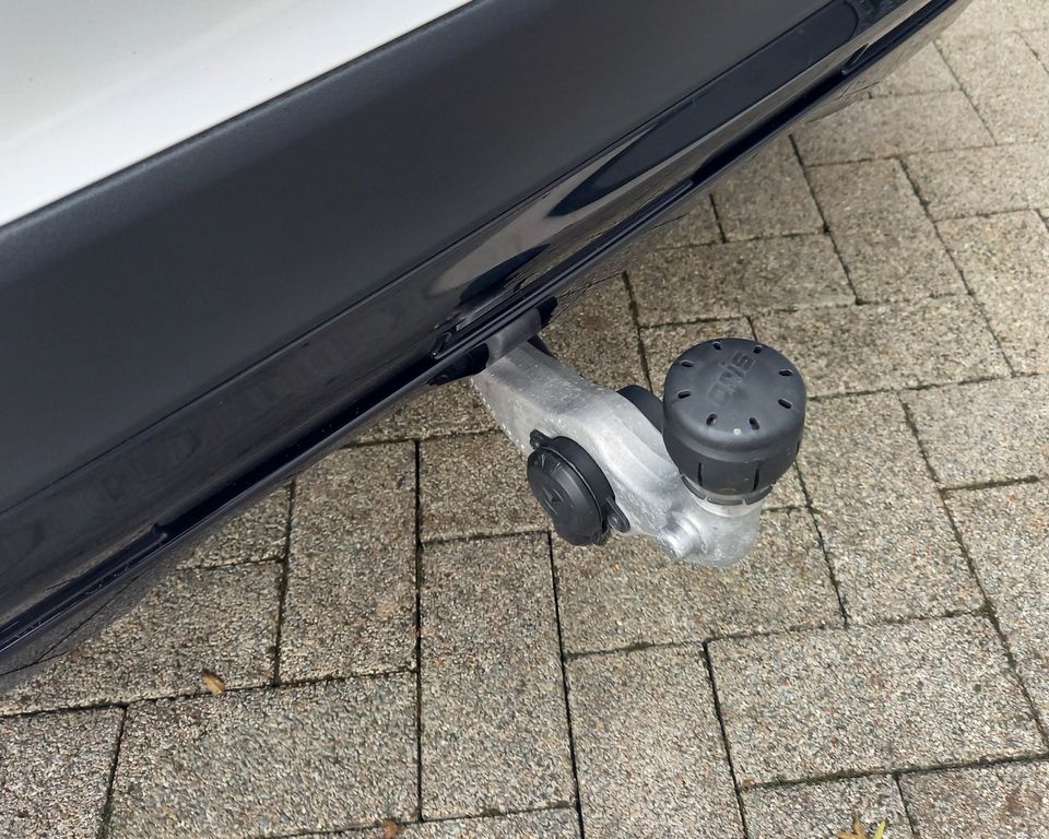 Mercedes-Benz GLC 300 2023