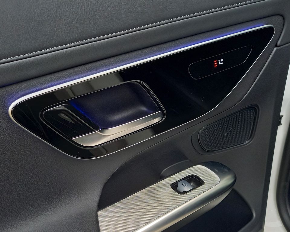 Mercedes-Benz GLC 300 2023