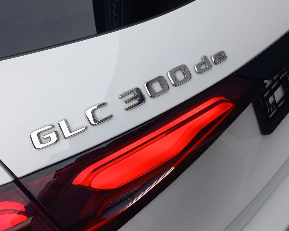 Mercedes-Benz GLC 300 2023