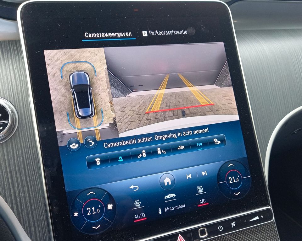 Mercedes-Benz GLC 300 2023