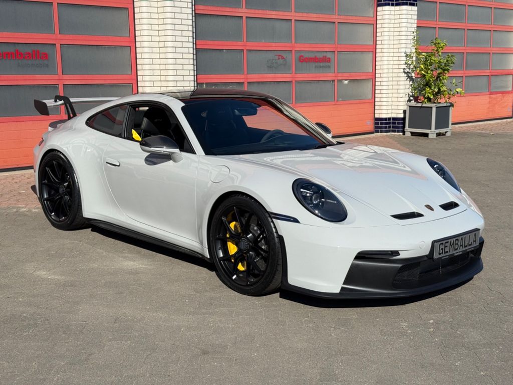 Porsche 992 2025