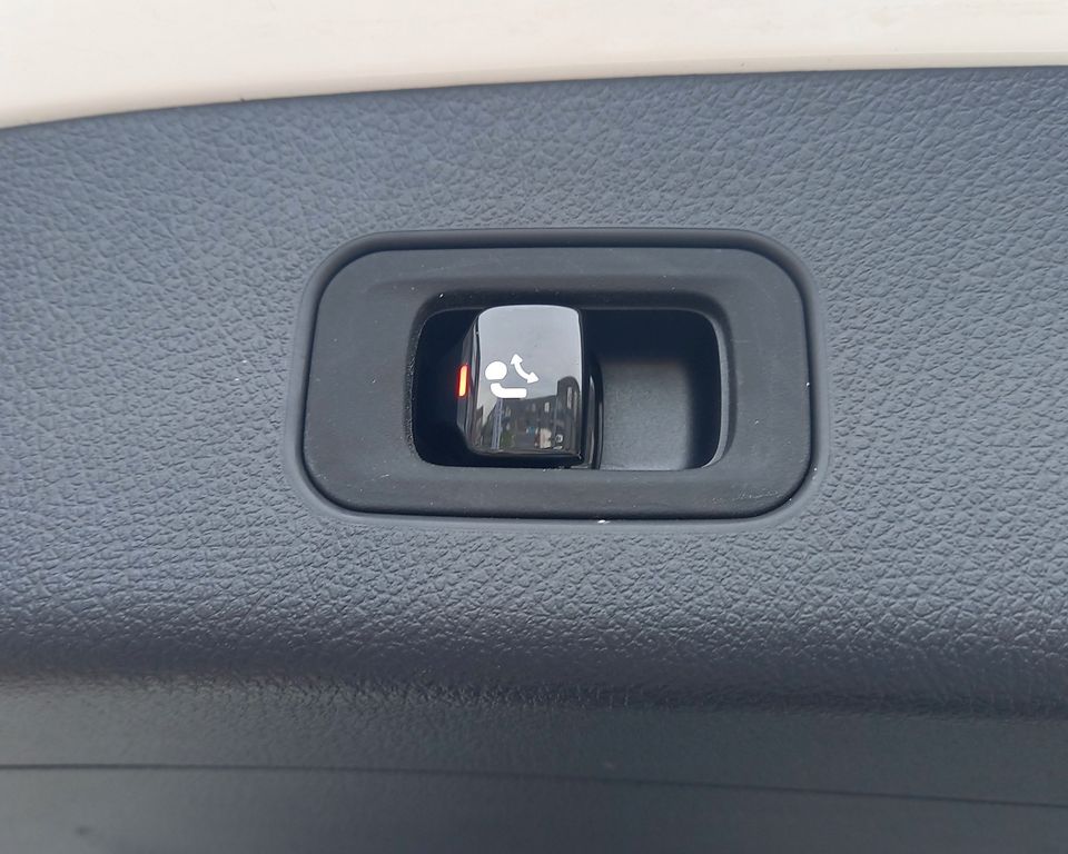 Mercedes-Benz GLC 300 2023